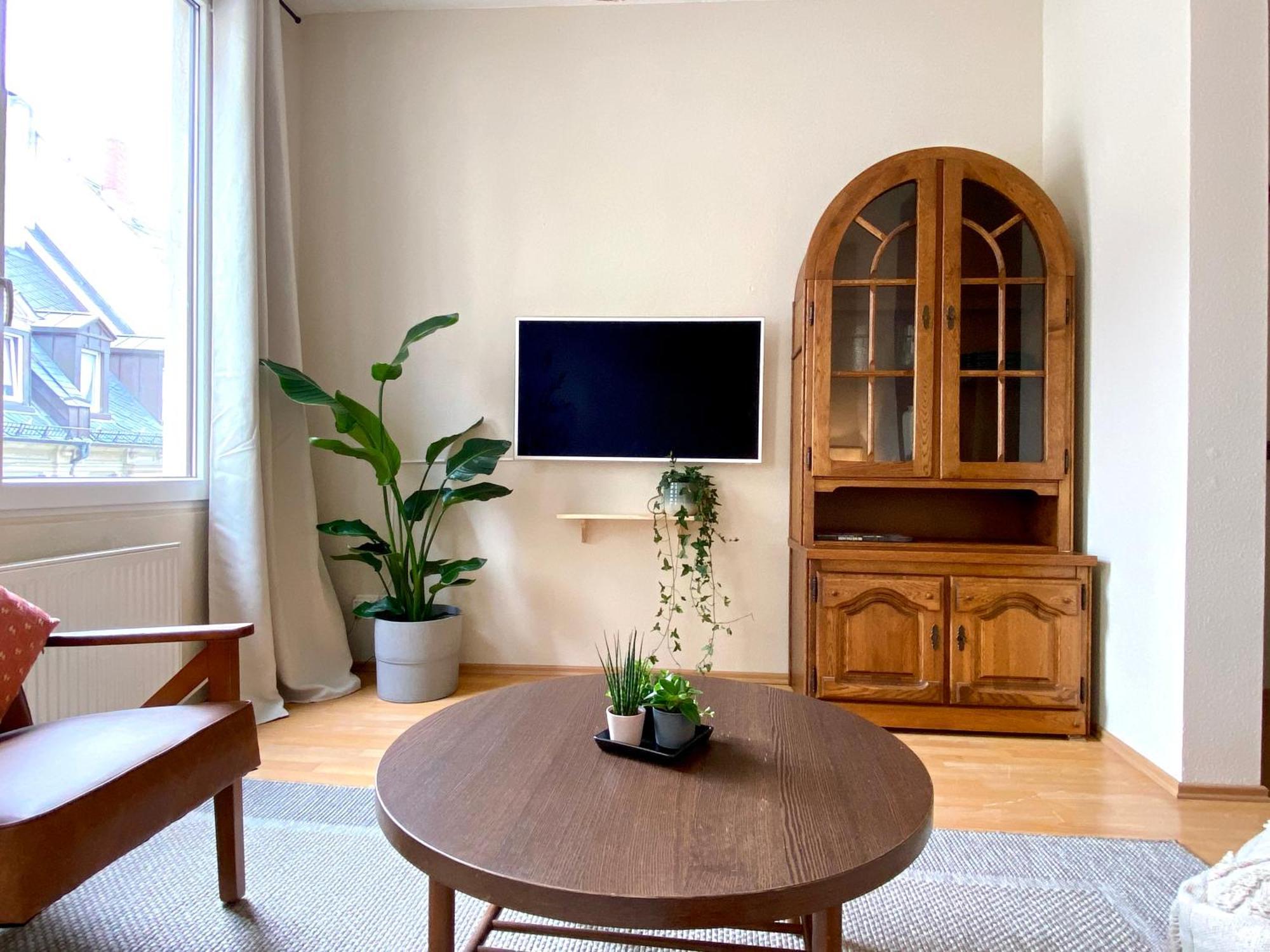 Ba Em City Apartment Wiesbaden Buitenkant foto